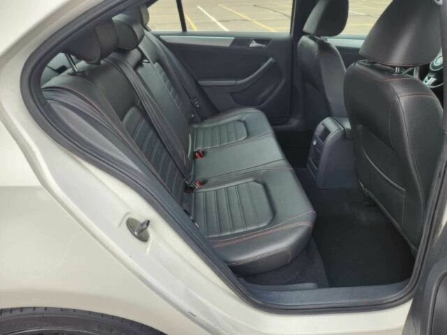 Белый Фольксваген Джетта, объемом двигателя 2 л и пробегом 81 тыс. км за 6500 $, фото 7 на Automoto.ua