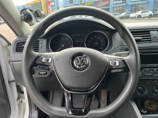 Белый Фольксваген Джетта, объемом двигателя 2 л и пробегом 185 тыс. км за 9399 $, фото 16 на Automoto.ua