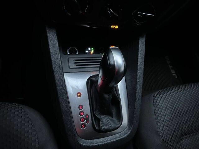 Білий Фольксваген Джетта, об'ємом двигуна 2 л та пробігом 206 тис. км за 8999 $, фото 16 на Automoto.ua