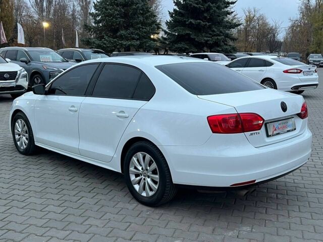 Білий Фольксваген Джетта, об'ємом двигуна 2 л та пробігом 206 тис. км за 8999 $, фото 4 на Automoto.ua