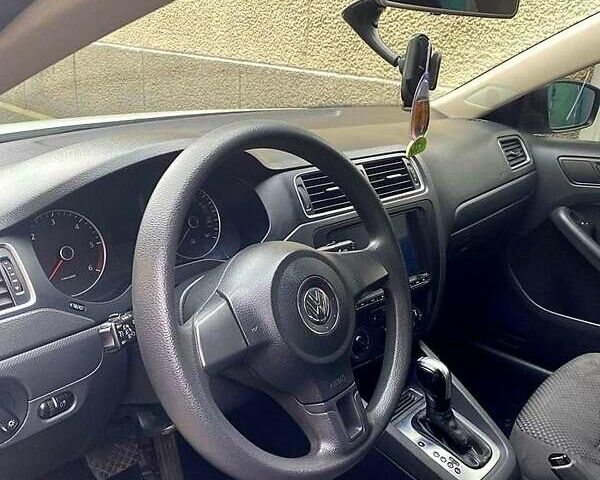 Белый Фольксваген Джетта, объемом двигателя 2 л и пробегом 320 тыс. км за 7100 $, фото 4 на Automoto.ua