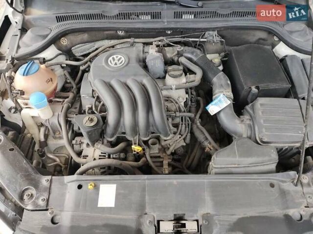 Белый Фольксваген Джетта, объемом двигателя 2 л и пробегом 141 тыс. км за 10500 $, фото 15 на Automoto.ua
