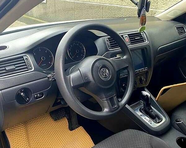 Белый Фольксваген Джетта, объемом двигателя 2 л и пробегом 320 тыс. км за 7100 $, фото 7 на Automoto.ua