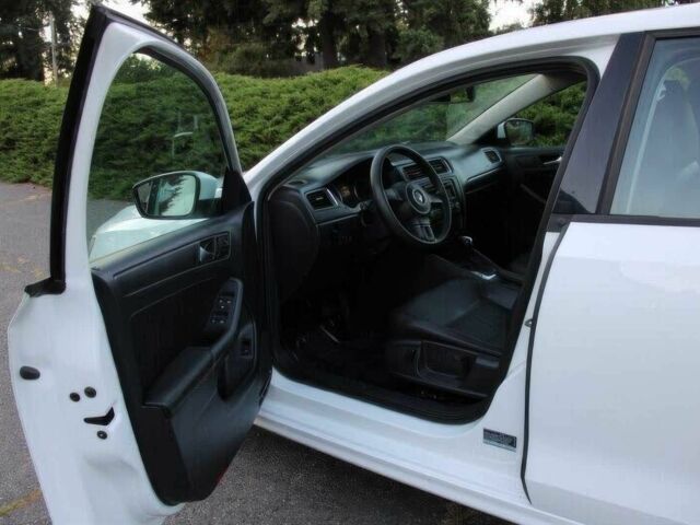 Белый Фольксваген Джетта, объемом двигателя 1.8 л и пробегом 86 тыс. км за 6800 $, фото 9 на Automoto.ua