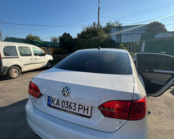 Белый Фольксваген Джетта, объемом двигателя 1.8 л и пробегом 180 тыс. км за 8000 $, фото 1 на Automoto.ua