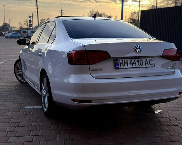 Белый Фольксваген Джетта, объемом двигателя 1.97 л и пробегом 178 тыс. км за 12000 $, фото 4 на Automoto.ua