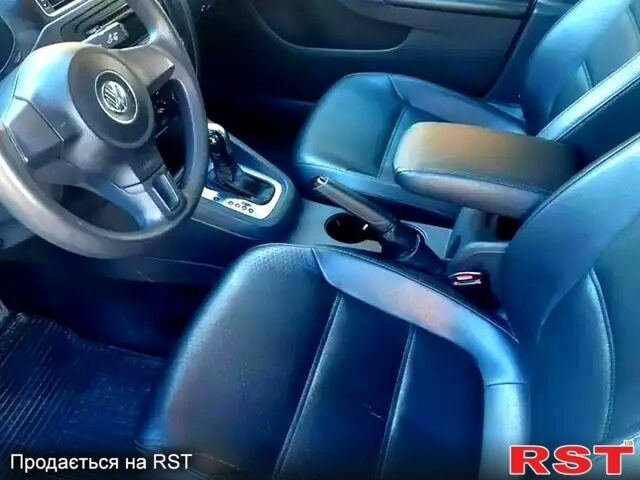 Білий Фольксваген Джетта, об'ємом двигуна 1.8 л та пробігом 216 тис. км за 8800 $, фото 6 на Automoto.ua