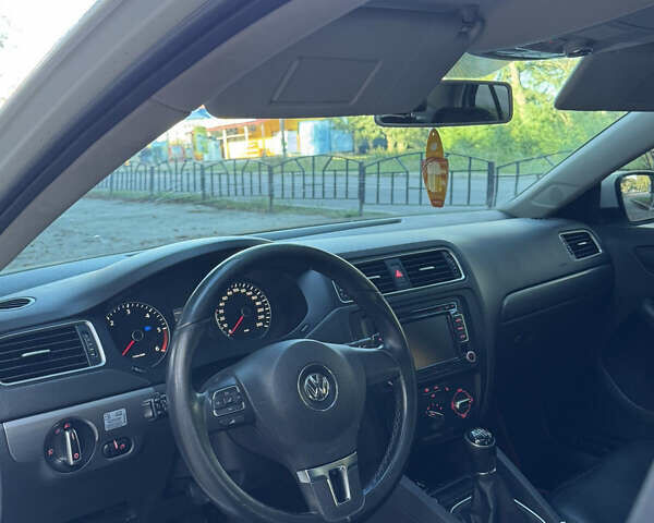 Білий Фольксваген Джетта, об'ємом двигуна 1.97 л та пробігом 305 тис. км за 8200 $, фото 16 на Automoto.ua