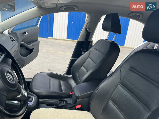 Белый Фольксваген Джетта, объемом двигателя 1.8 л и пробегом 150 тыс. км за 7999 $, фото 19 на Automoto.ua