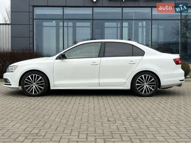 Белый Фольксваген Джетта, объемом двигателя 1.8 л и пробегом 258 тыс. км за 8500 $, фото 2 на Automoto.ua