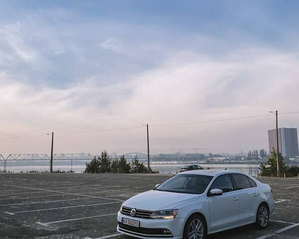 Белый Фольксваген Джетта, объемом двигателя 1.8 л и пробегом 123 тыс. км за 10700 $, фото 2 на Automoto.ua