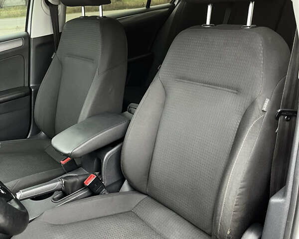 Белый Фольксваген Джетта, объемом двигателя 1.97 л и пробегом 270 тыс. км за 9500 $, фото 21 на Automoto.ua