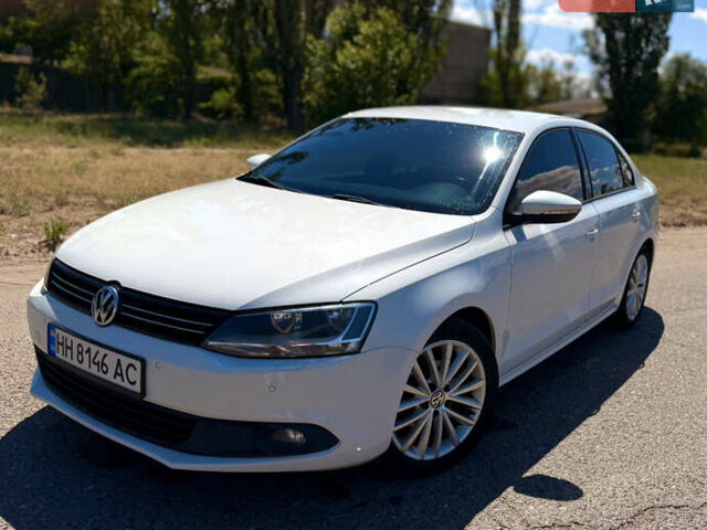 Белый Фольксваген Джетта, объемом двигателя 1.6 л и пробегом 170 тыс. км за 11200 $, фото 1 на Automoto.ua