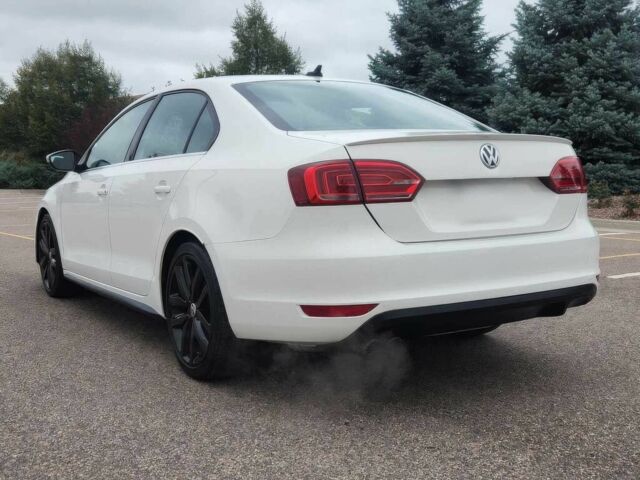 Белый Фольксваген Джетта, объемом двигателя 2 л и пробегом 81 тыс. км за 6500 $, фото 3 на Automoto.ua