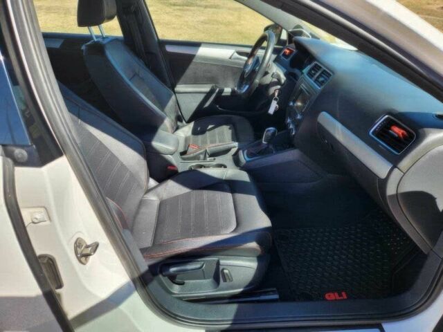 Белый Фольксваген Джетта, объемом двигателя 2 л и пробегом 87 тыс. км за 6500 $, фото 6 на Automoto.ua