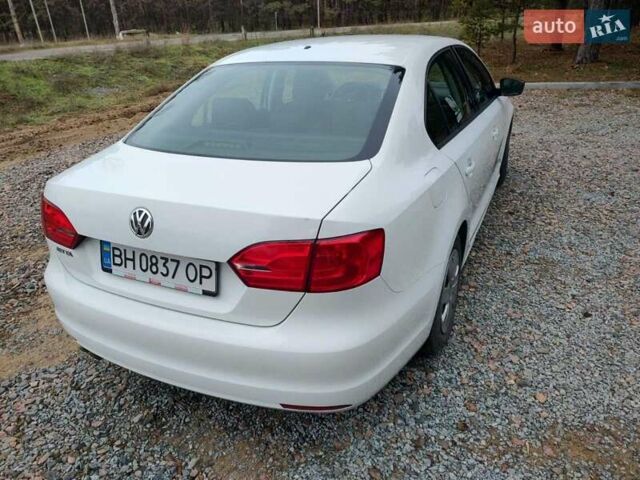 Белый Фольксваген Джетта, объемом двигателя 2 л и пробегом 141 тыс. км за 10500 $, фото 4 на Automoto.ua