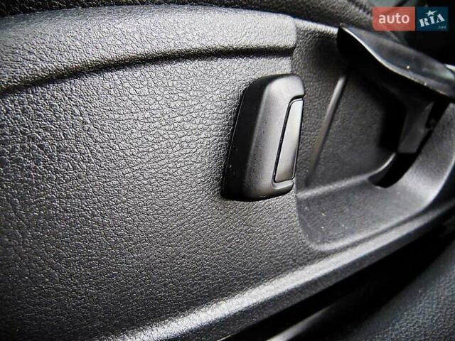 Белый Фольксваген Джетта, объемом двигателя 1.8 л и пробегом 183 тыс. км за 8900 $, фото 7 на Automoto.ua