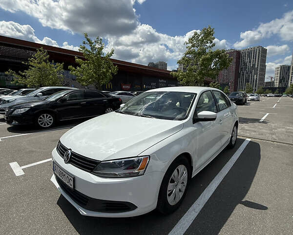 Білий Фольксваген Джетта, об'ємом двигуна 1.8 л та пробігом 157 тис. км за 10110 $, фото 2 на Automoto.ua