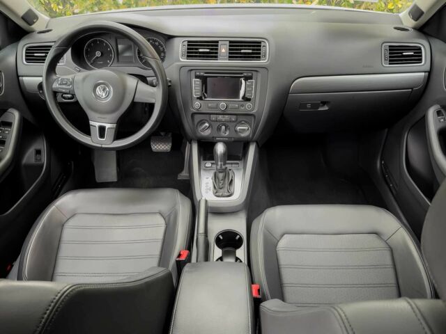 Белый Фольксваген Джетта, объемом двигателя 1.8 л и пробегом 80 тыс. км за 2900 $, фото 7 на Automoto.ua