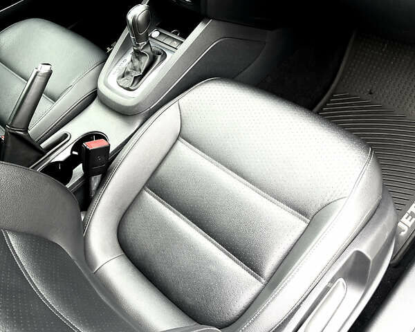 Білий Фольксваген Джетта, об'ємом двигуна 1.97 л та пробігом 195 тис. км за 11300 $, фото 18 на Automoto.ua