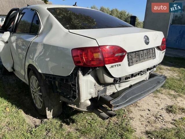 Білий Фольксваген Джетта, об'ємом двигуна 1.97 л та пробігом 180 тис. км за 2900 $, фото 2 на Automoto.ua