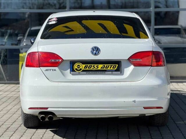 Белый Фольксваген Джетта, объемом двигателя 2 л и пробегом 233 тыс. км за 8700 $, фото 4 на Automoto.ua