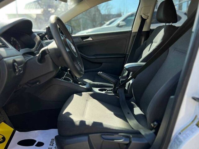 Белый Фольксваген Джетта, объемом двигателя 2 л и пробегом 233 тыс. км за 8700 $, фото 7 на Automoto.ua