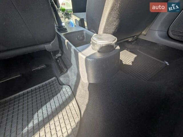 Белый Фольксваген Джетта, объемом двигателя 1.39 л и пробегом 223 тыс. км за 9300 $, фото 13 на Automoto.ua