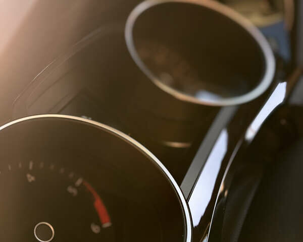 Белый Фольксваген Джетта, объемом двигателя 1.97 л и пробегом 178 тыс. км за 12000 $, фото 11 на Automoto.ua