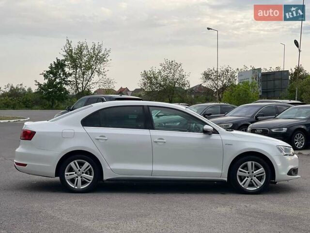 Белый Фольксваген Джетта, объемом двигателя 1.4 л и пробегом 272 тыс. км за 11100 $, фото 2 на Automoto.ua