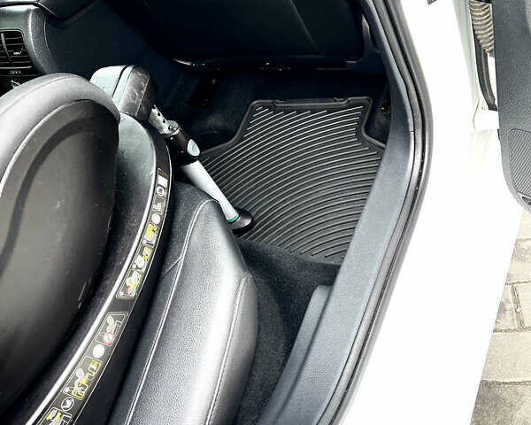 Білий Фольксваген Джетта, об'ємом двигуна 1.97 л та пробігом 195 тис. км за 11300 $, фото 16 на Automoto.ua