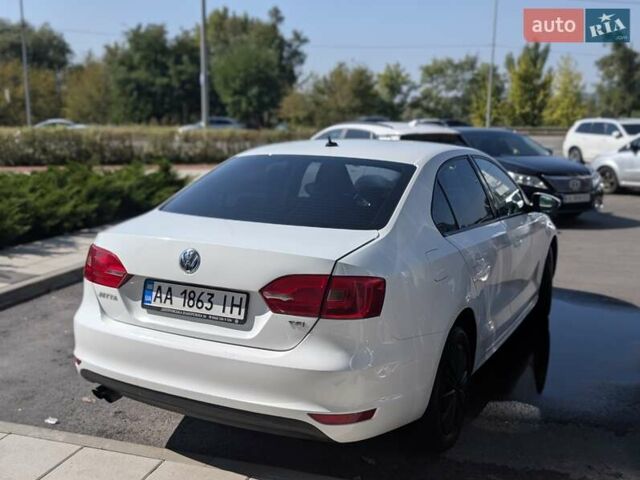 Белый Фольксваген Джетта, объемом двигателя 1.39 л и пробегом 223 тыс. км за 9300 $, фото 6 на Automoto.ua