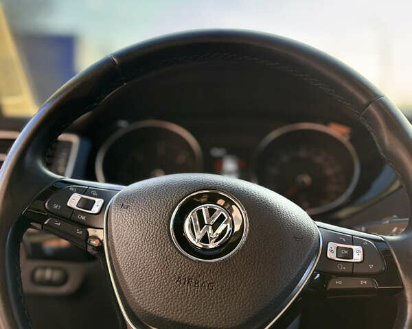 Белый Фольксваген Джетта, объемом двигателя 1.97 л и пробегом 178 тыс. км за 12000 $, фото 9 на Automoto.ua