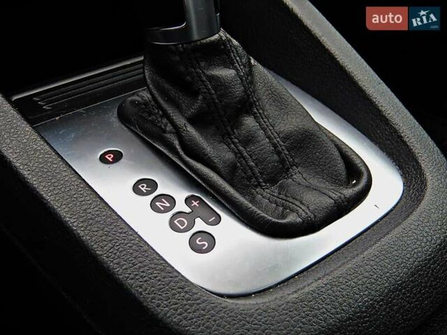 Белый Фольксваген Джетта, объемом двигателя 1.8 л и пробегом 183 тыс. км за 8900 $, фото 11 на Automoto.ua