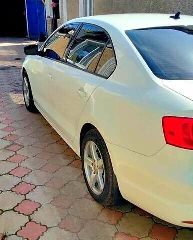 Белый Фольксваген Джетта, объемом двигателя 2 л и пробегом 320 тыс. км за 7100 $, фото 11 на Automoto.ua