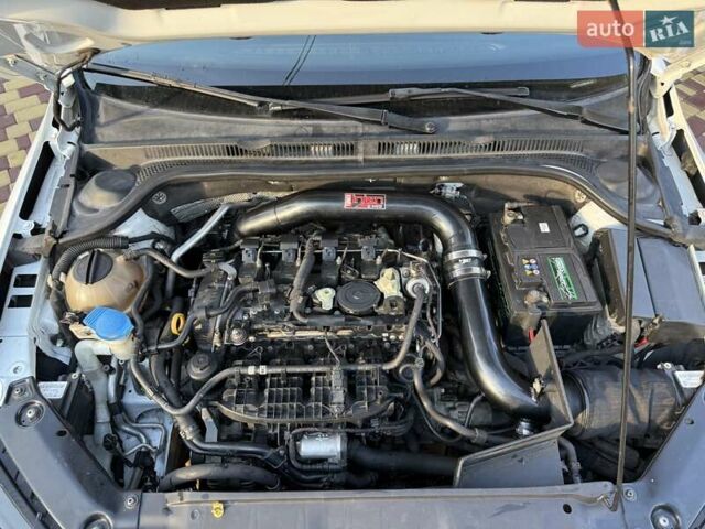 Белый Фольксваген Джетта, объемом двигателя 2 л и пробегом 163 тыс. км за 13500 $, фото 15 на Automoto.ua