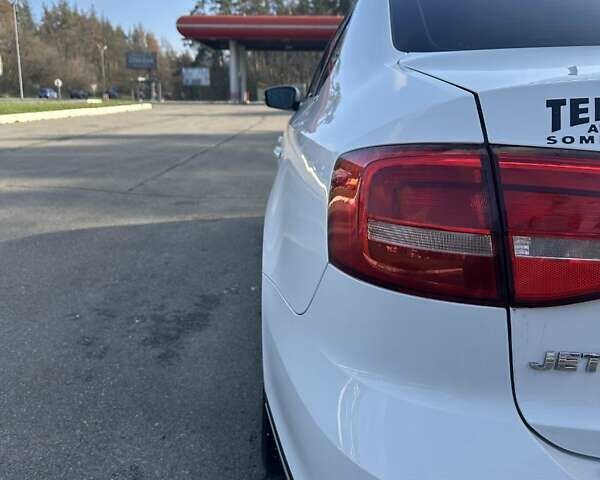 Белый Фольксваген Джетта, объемом двигателя 1.97 л и пробегом 247 тыс. км за 8500 $, фото 8 на Automoto.ua