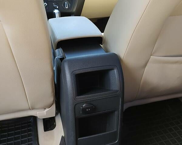 Білий Фольксваген Джетта, об'ємом двигуна 1.8 л та пробігом 177 тис. км за 10500 $, фото 30 на Automoto.ua