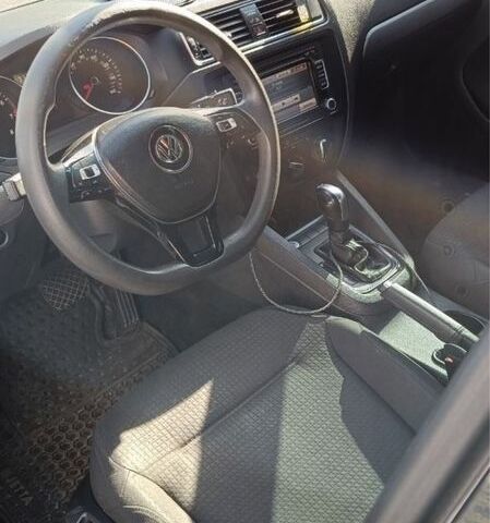 Белый Фольксваген Джетта, объемом двигателя 1.8 л и пробегом 200 тыс. км за 9500 $, фото 4 на Automoto.ua