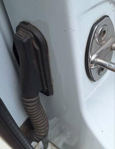 Белый Фольксваген Джетта, объемом двигателя 2 л и пробегом 158 тыс. км за 9300 $, фото 34 на Automoto.ua