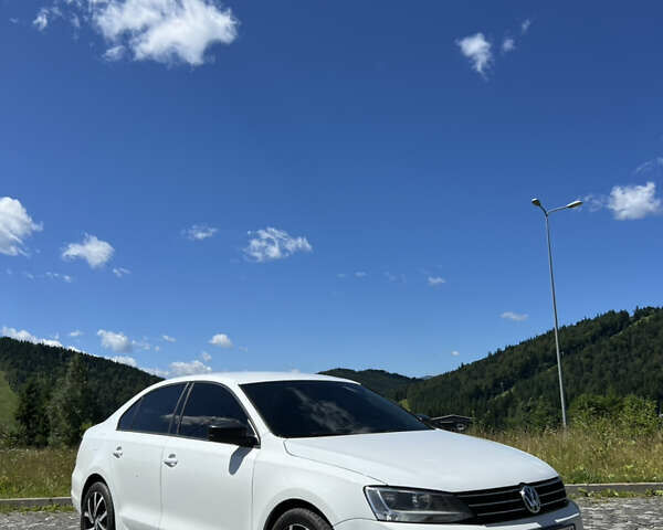 Белый Фольксваген Джетта, объемом двигателя 2 л и пробегом 180 тыс. км за 9500 $, фото 11 на Automoto.ua