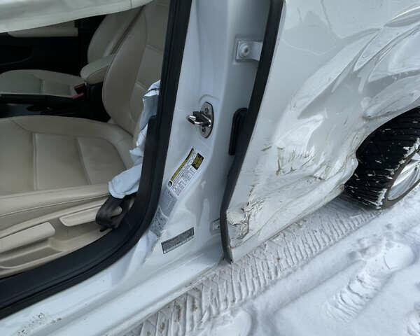 Белый Фольксваген Джетта, объемом двигателя 1.8 л и пробегом 150 тыс. км за 7500 $, фото 7 на Automoto.ua