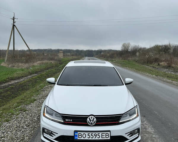 Білий Фольксваген Джетта, об'ємом двигуна 2 л та пробігом 134 тис. км за 12500 $, фото 20 на Automoto.ua