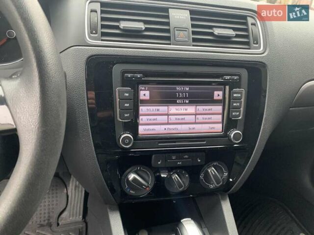 Белый Фольксваген Джетта, объемом двигателя 2 л и пробегом 120 тыс. км за 9900 $, фото 42 на Automoto.ua