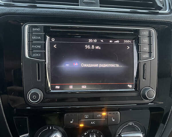 Белый Фольксваген Джетта, объемом двигателя 1.8 л и пробегом 187 тыс. км за 9900 $, фото 21 на Automoto.ua