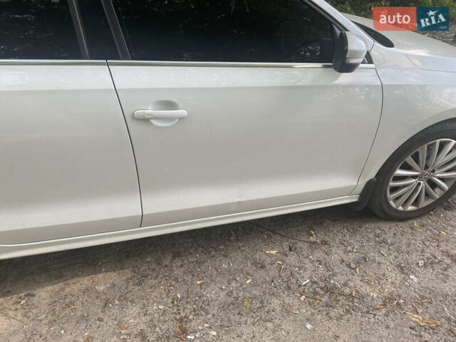 Белый Фольксваген Джетта, объемом двигателя 1.8 л и пробегом 115 тыс. км за 10800 $, фото 4 на Automoto.ua