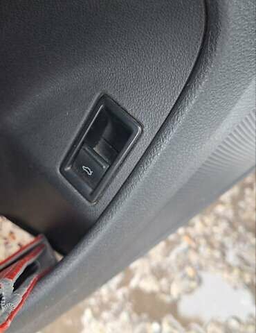 Белый Фольксваген Джетта, объемом двигателя 2 л и пробегом 158 тыс. км за 9300 $, фото 23 на Automoto.ua