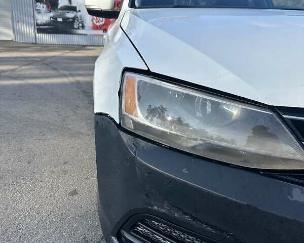 Белый Фольксваген Джетта, объемом двигателя 1.97 л и пробегом 247 тыс. км за 8500 $, фото 10 на Automoto.ua