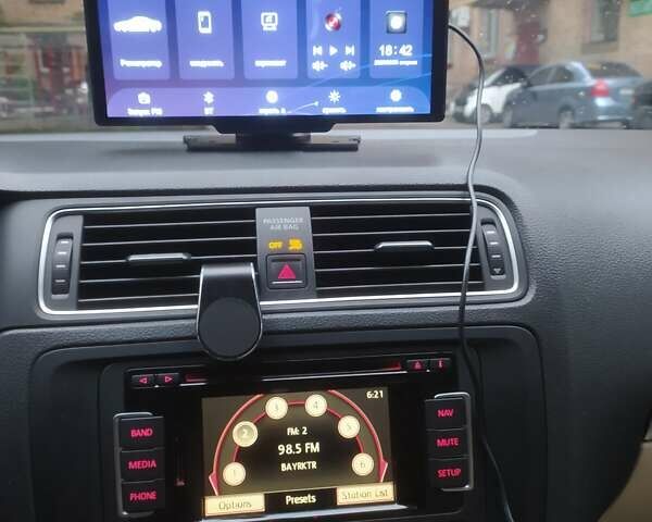 Білий Фольксваген Джетта, об'ємом двигуна 1.8 л та пробігом 177 тис. км за 10500 $, фото 19 на Automoto.ua