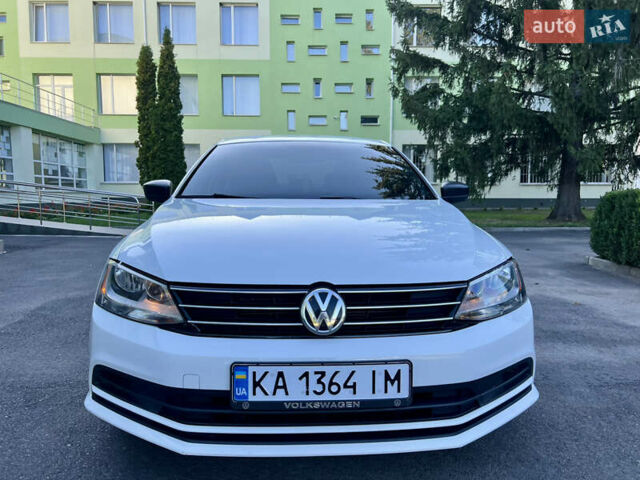 Белый Фольксваген Джетта, объемом двигателя 1.4 л и пробегом 195 тыс. км за 9000 $, фото 25 на Automoto.ua